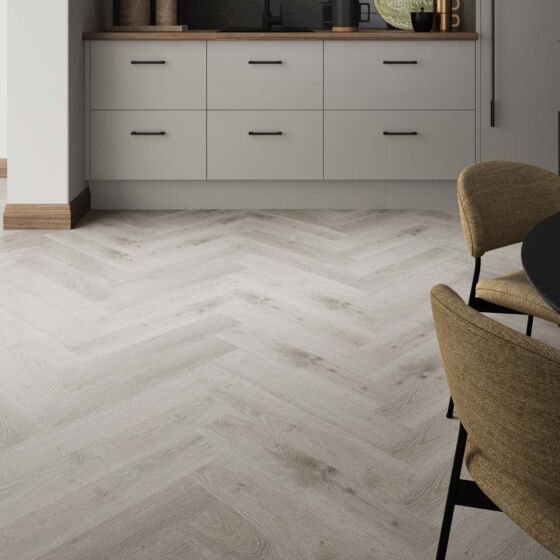 Herringbone LVT 630mm x 126mm x 5.2mm SPC Flooring Pk/28 (£51.60m2)